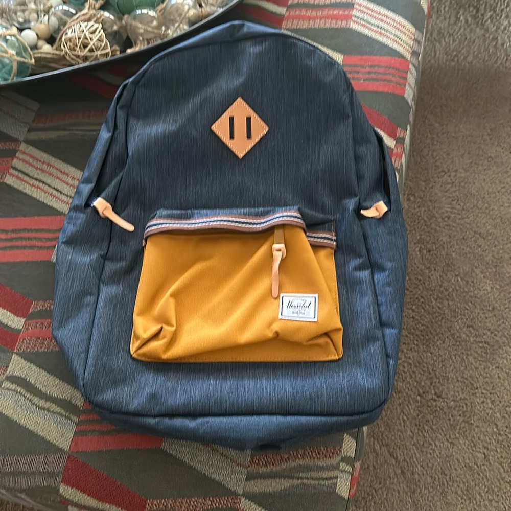 Herschel supply back pack